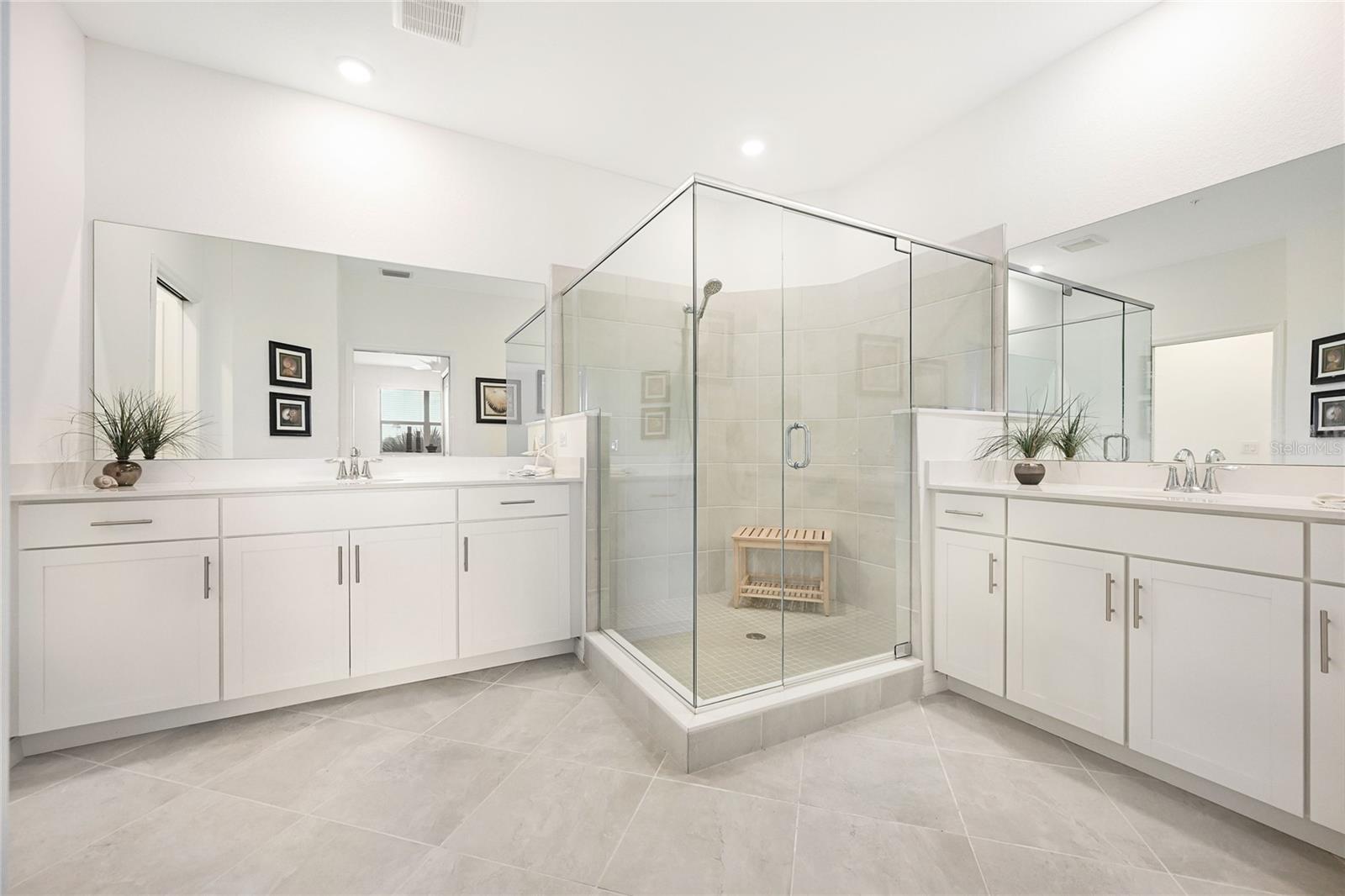 COACH HOMES IV AT HERITAGE LANDING - Residential