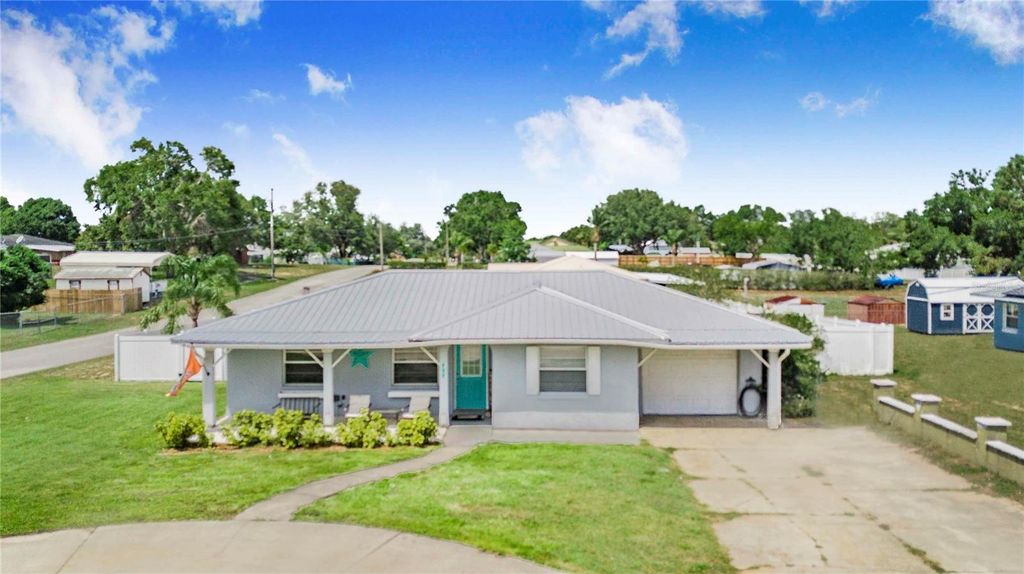 Photo of 498 W 7th Street, Frostproof, FL 33843 (MLS # P4934424)