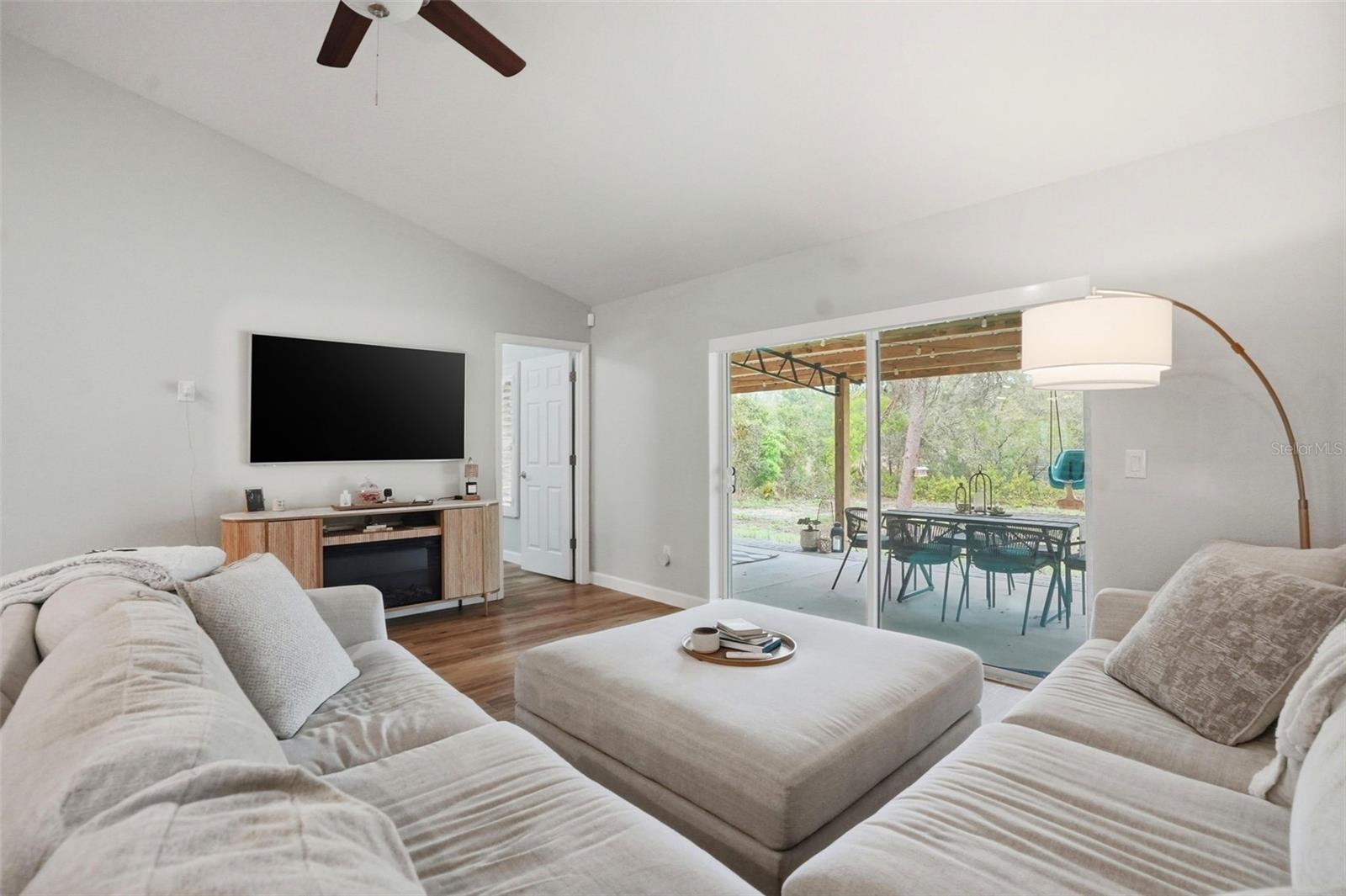 ROYAL HIGHLANDS - Residential