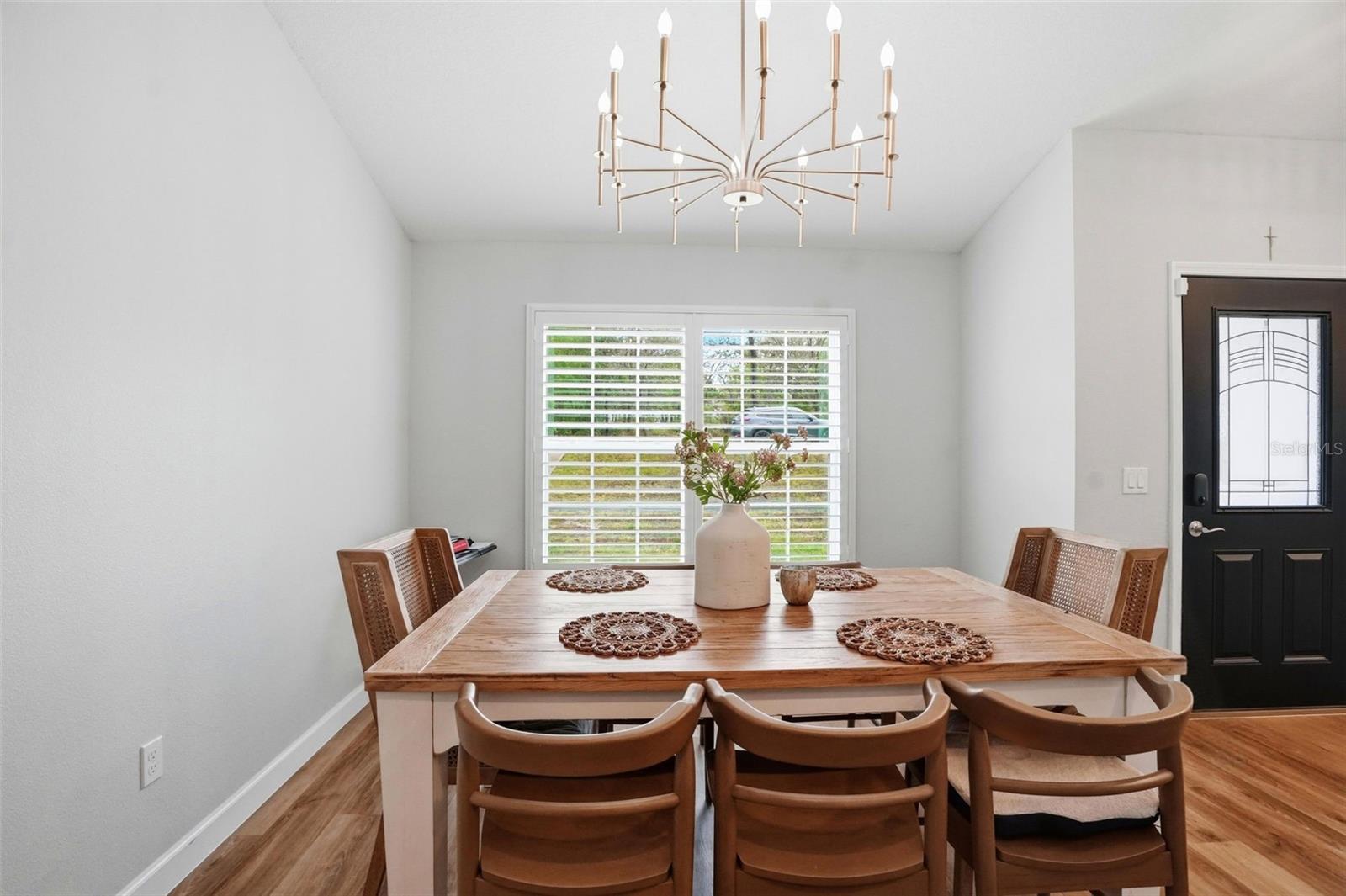 ROYAL HIGHLANDS - Residential