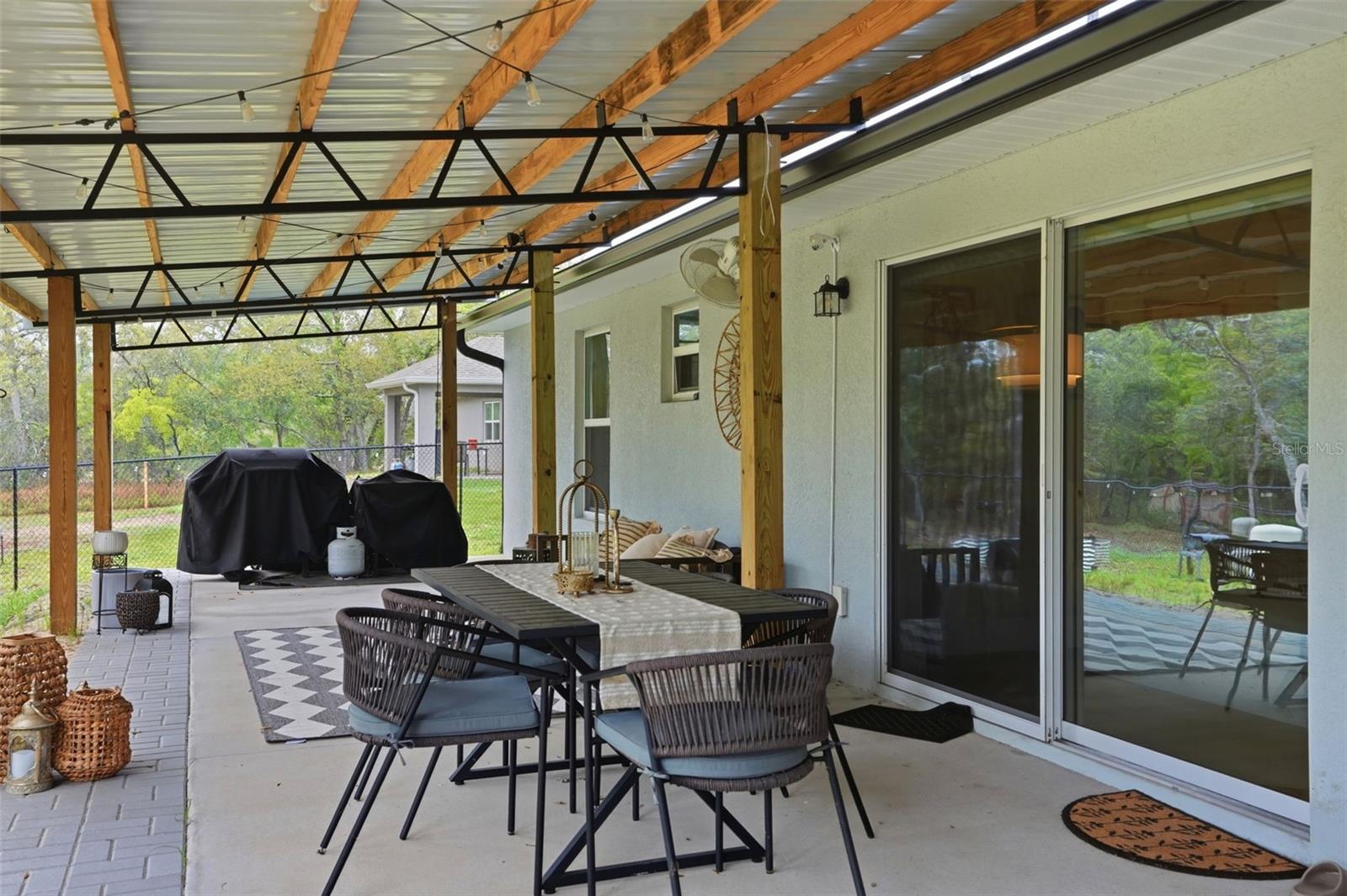 ROYAL HIGHLANDS - Residential