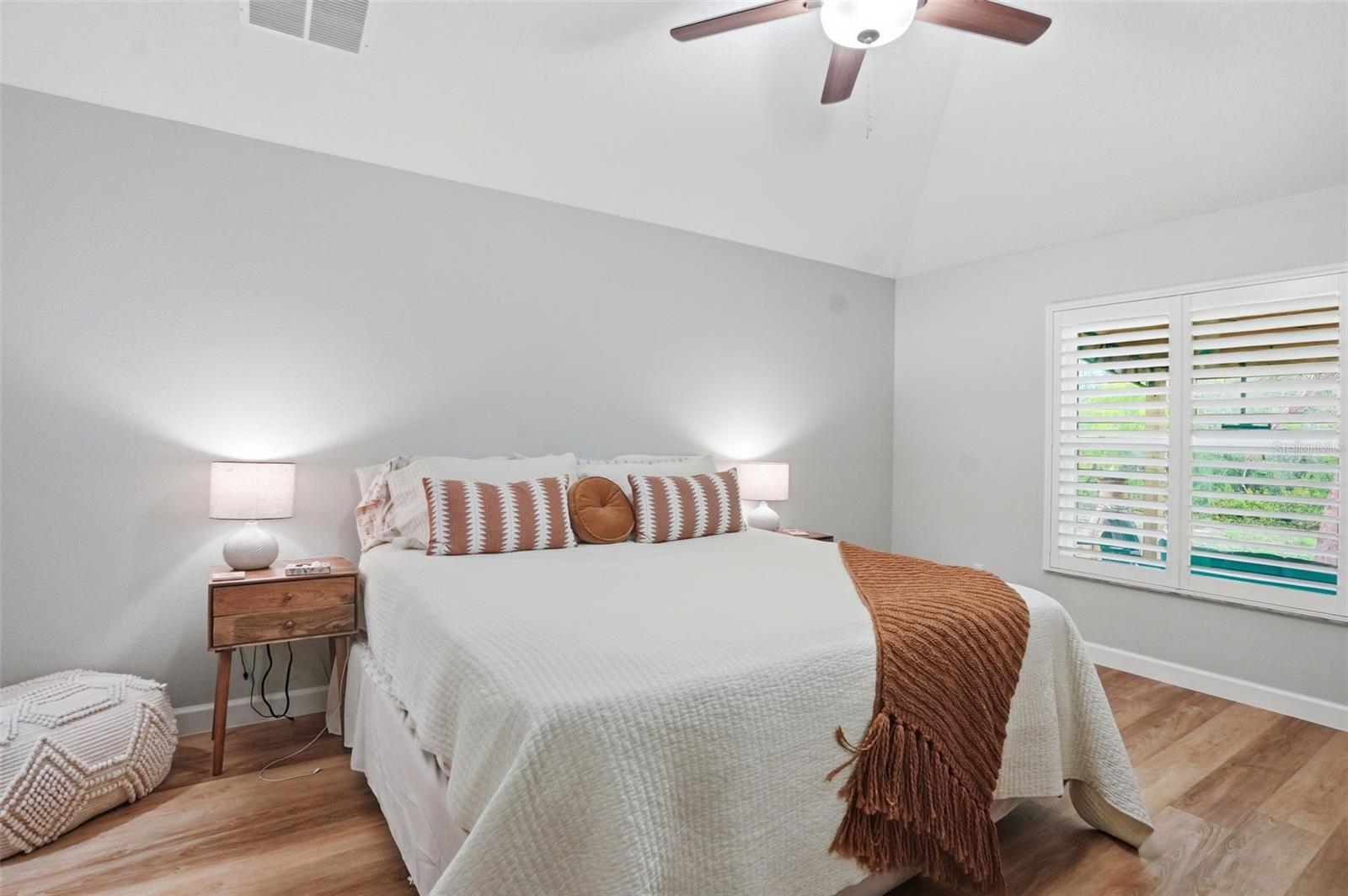 ROYAL HIGHLANDS - Residential