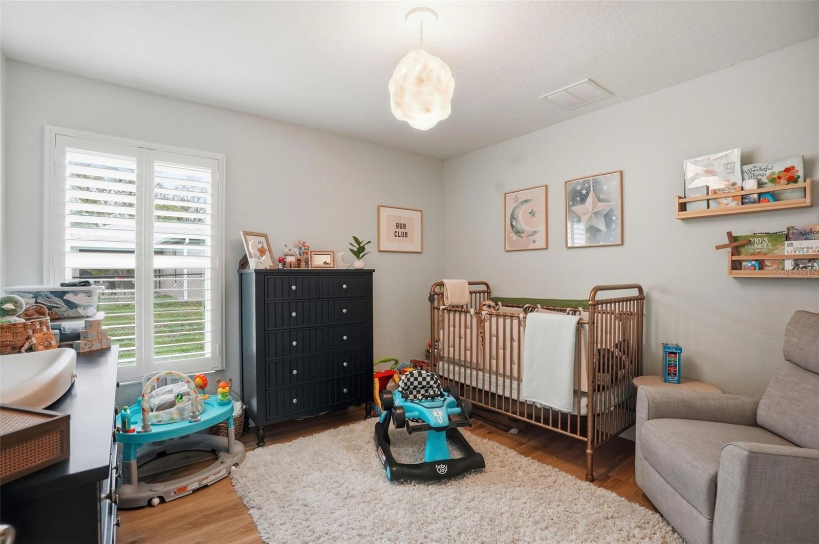 ROYAL HIGHLANDS - Residential