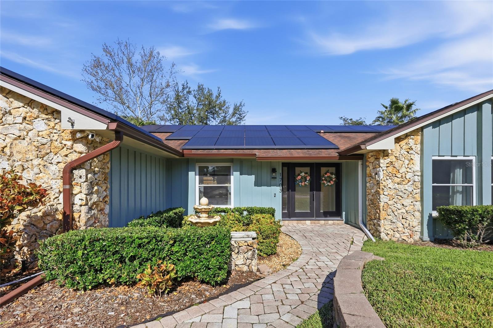 BELLE ISLE PINES - Residential