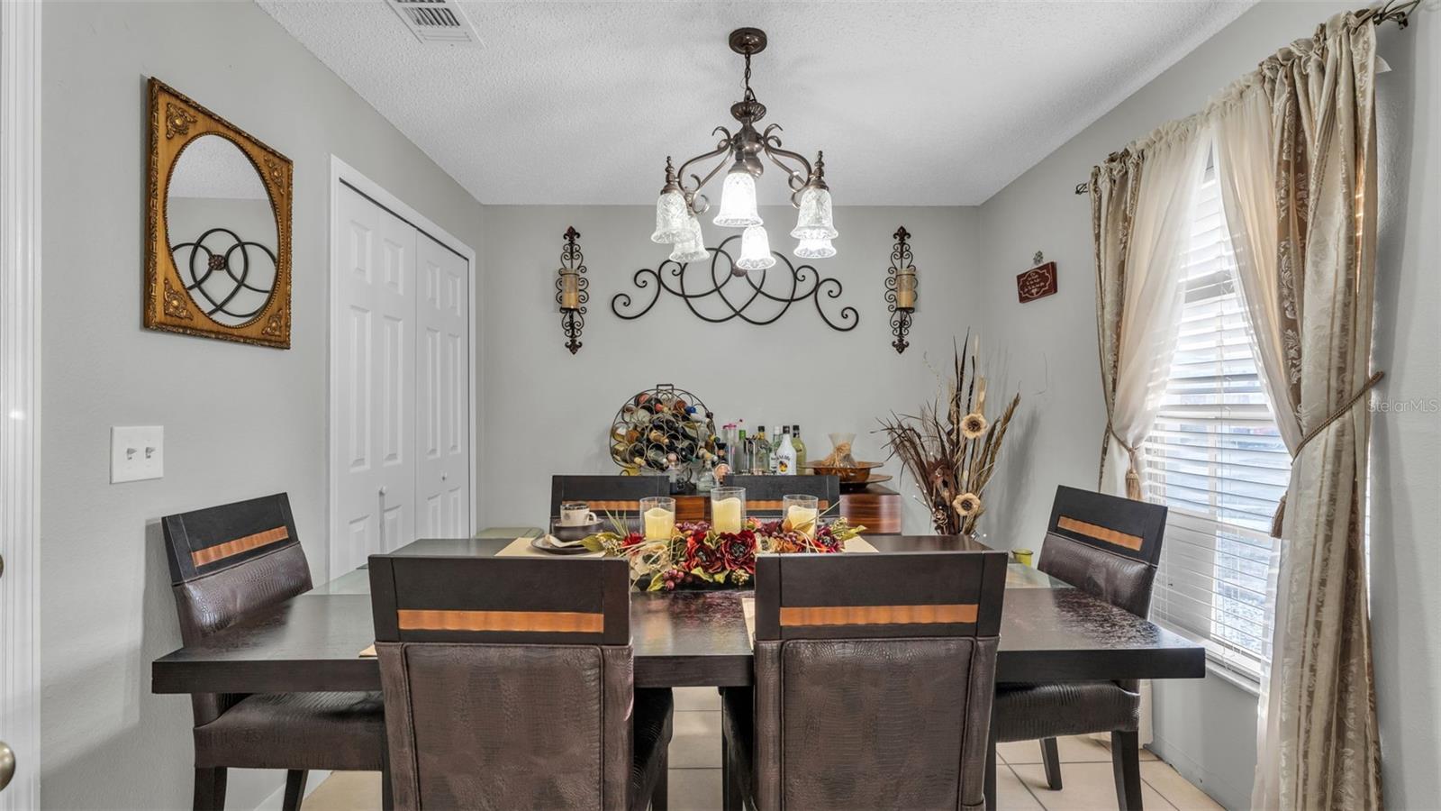 RANDOM OAKS PH 2 UNIT 1 - Residential