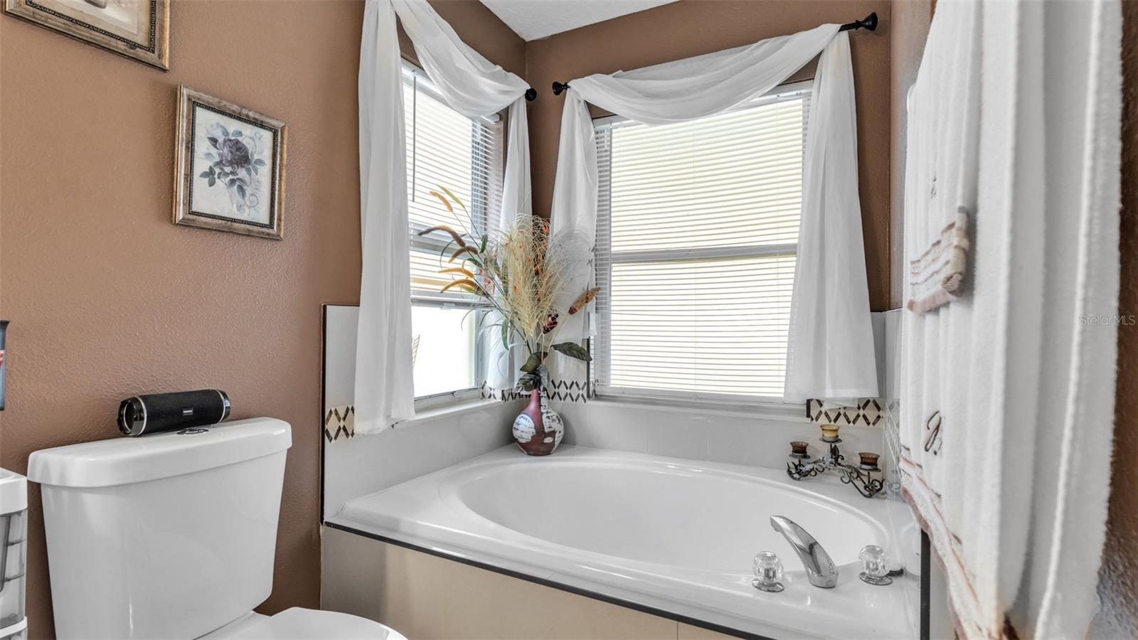 RANDOM OAKS PH 2 UNIT 1 - Residential