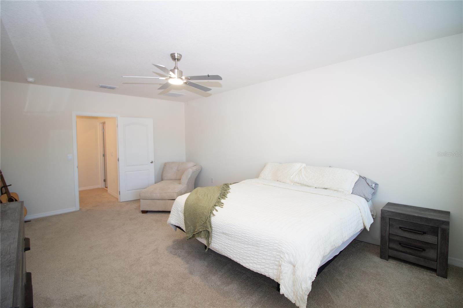 LAKE HARRIS RESERVE - Residential