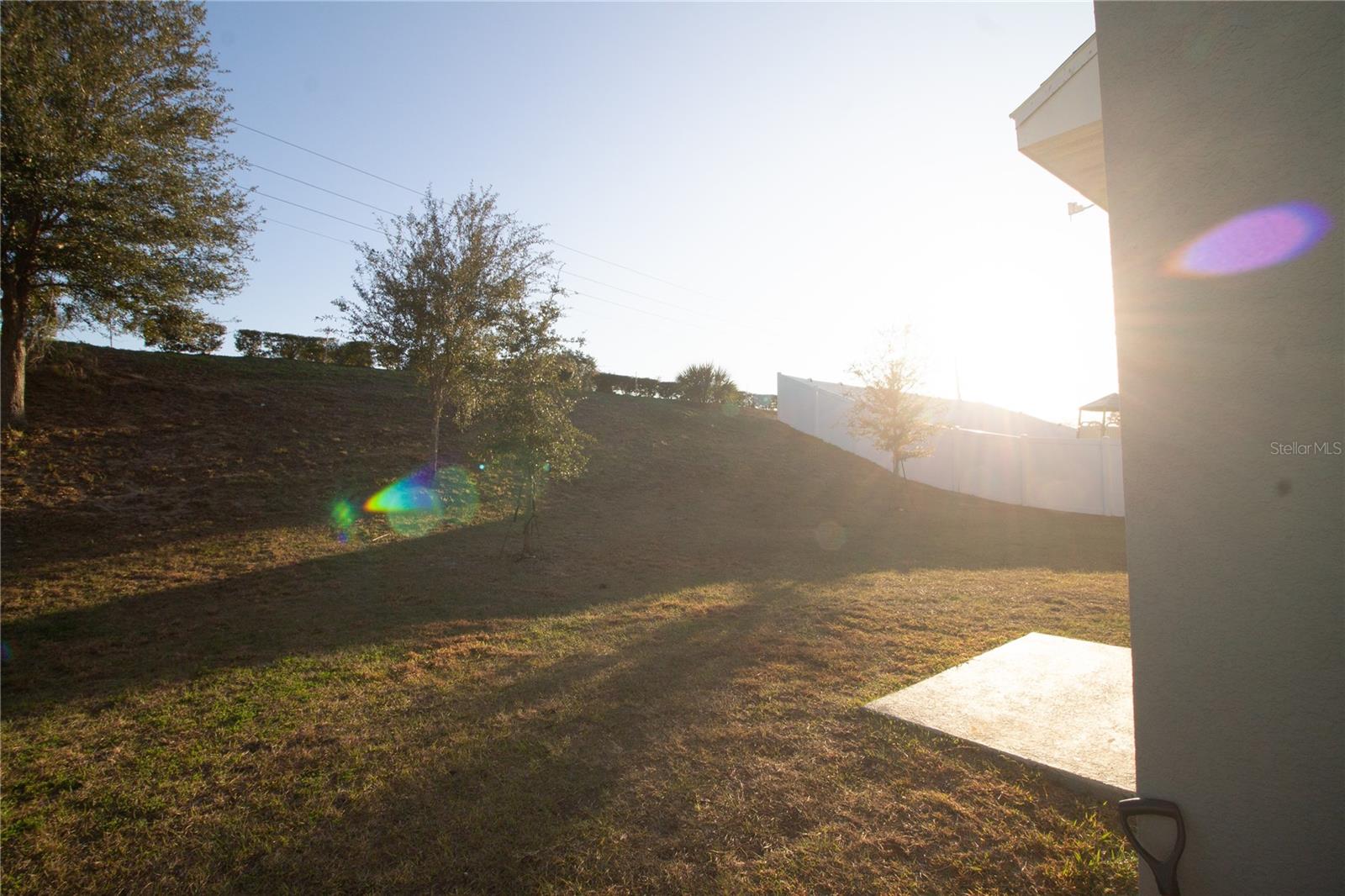 LAKE HARRIS RESERVE - Residential