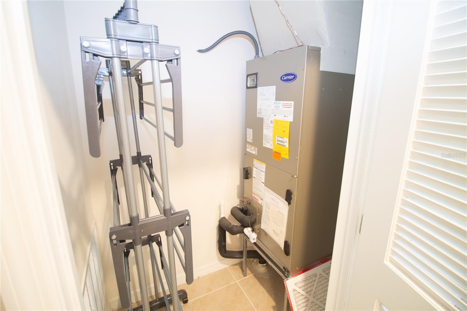 LAKE HARRIS RESERVE - Residential