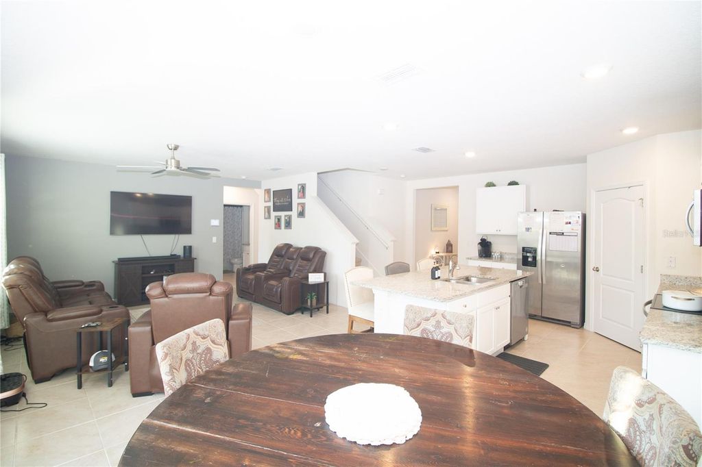 Photo of 3033 Beau Loop, Tavares, FL 32778 (MLS # G5107837)