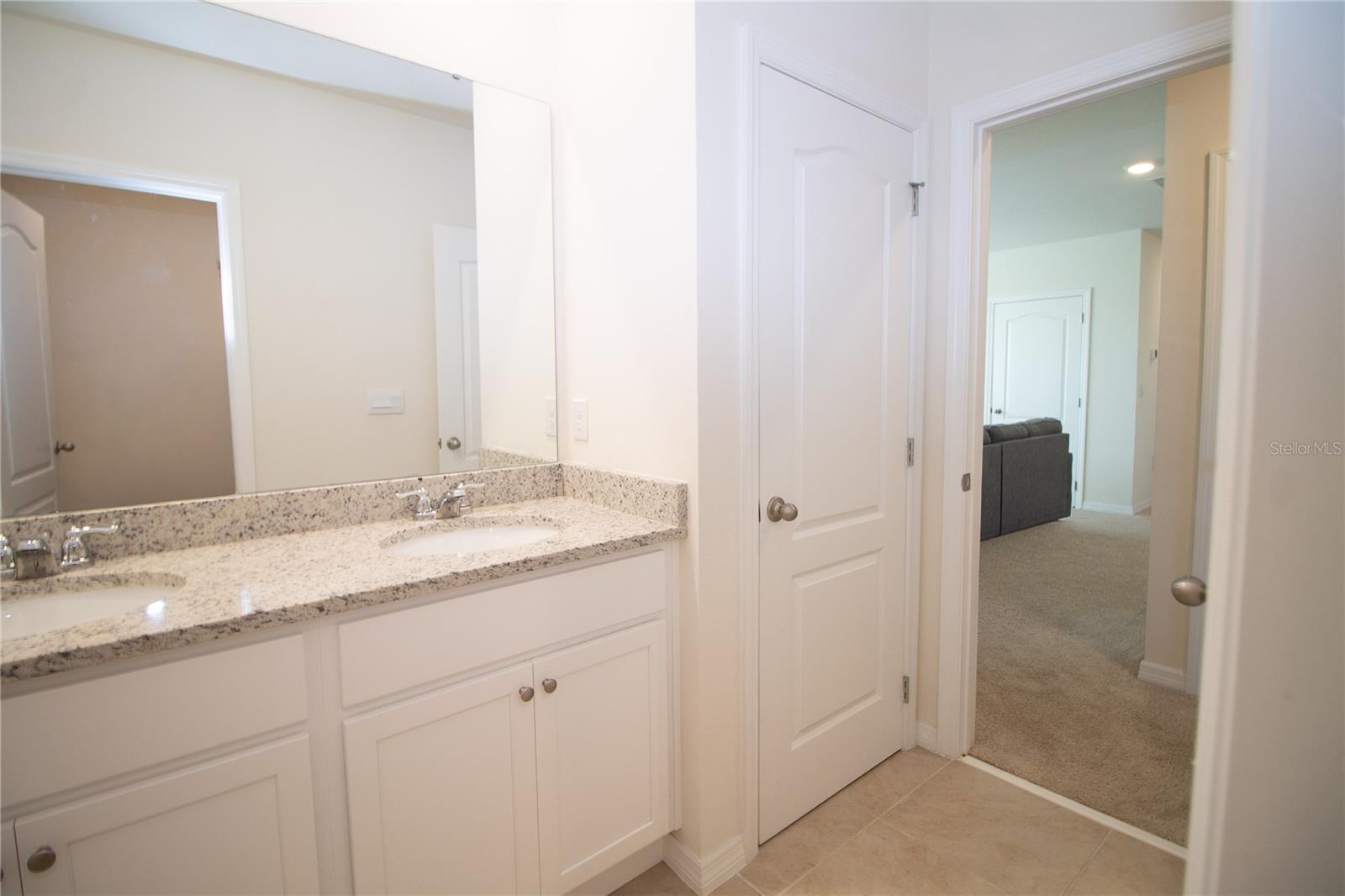 LAKE HARRIS RESERVE - Residential