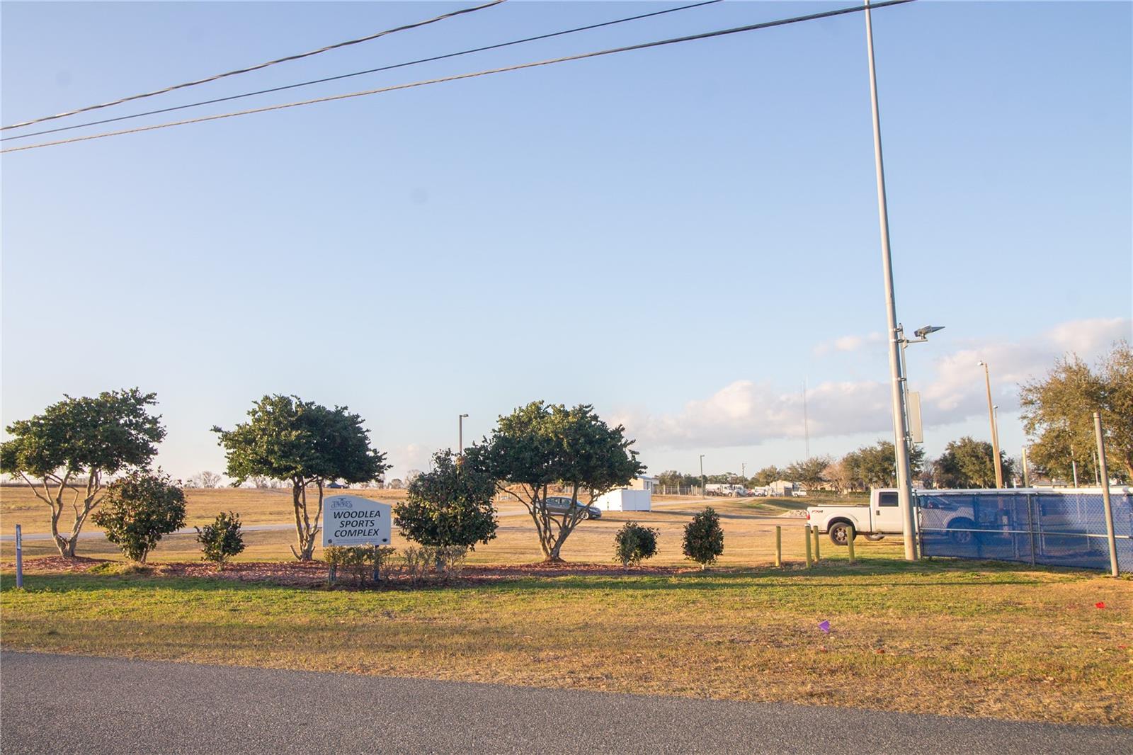 LAKE HARRIS RESERVE - Residential