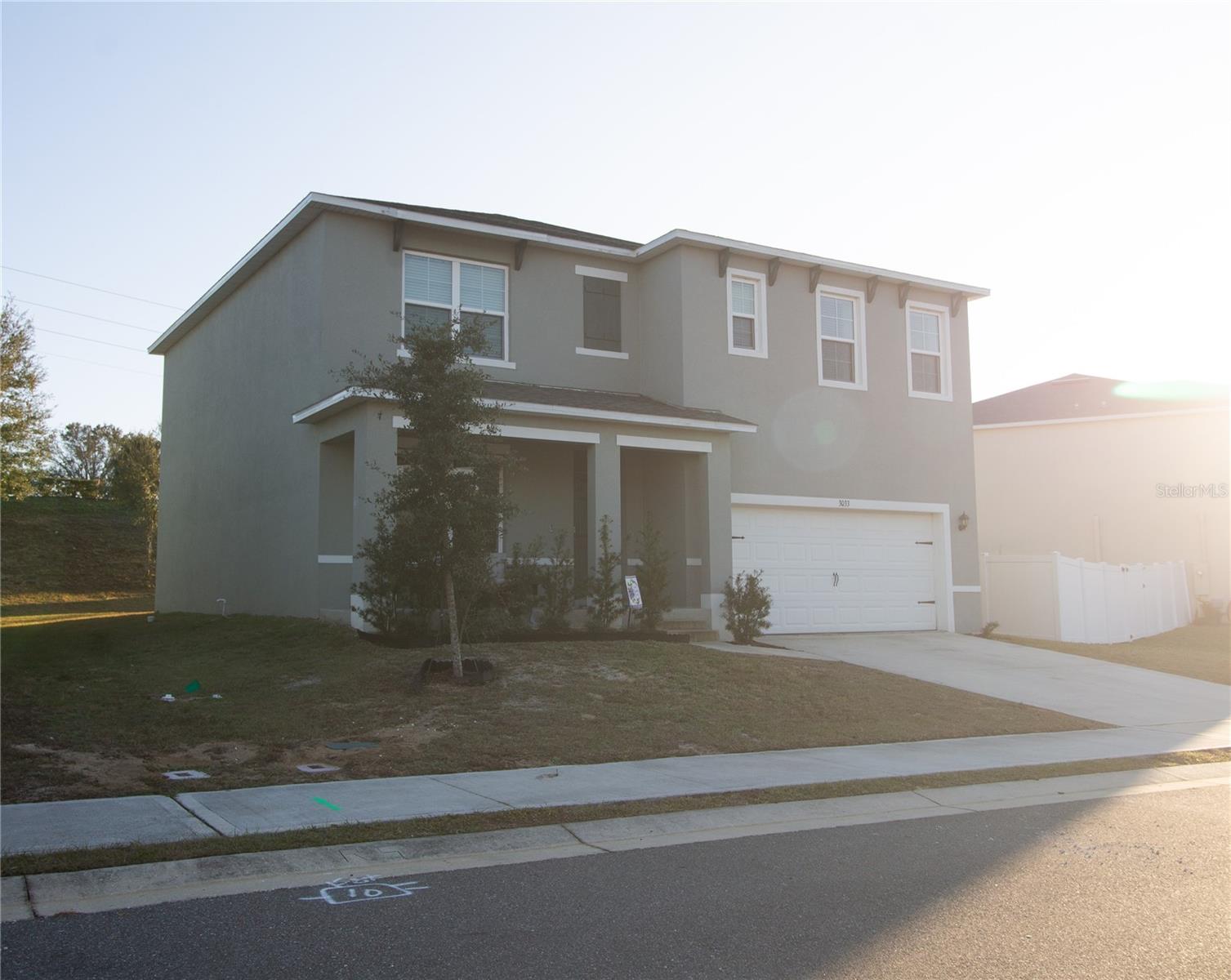 LAKE HARRIS RESERVE - Residential