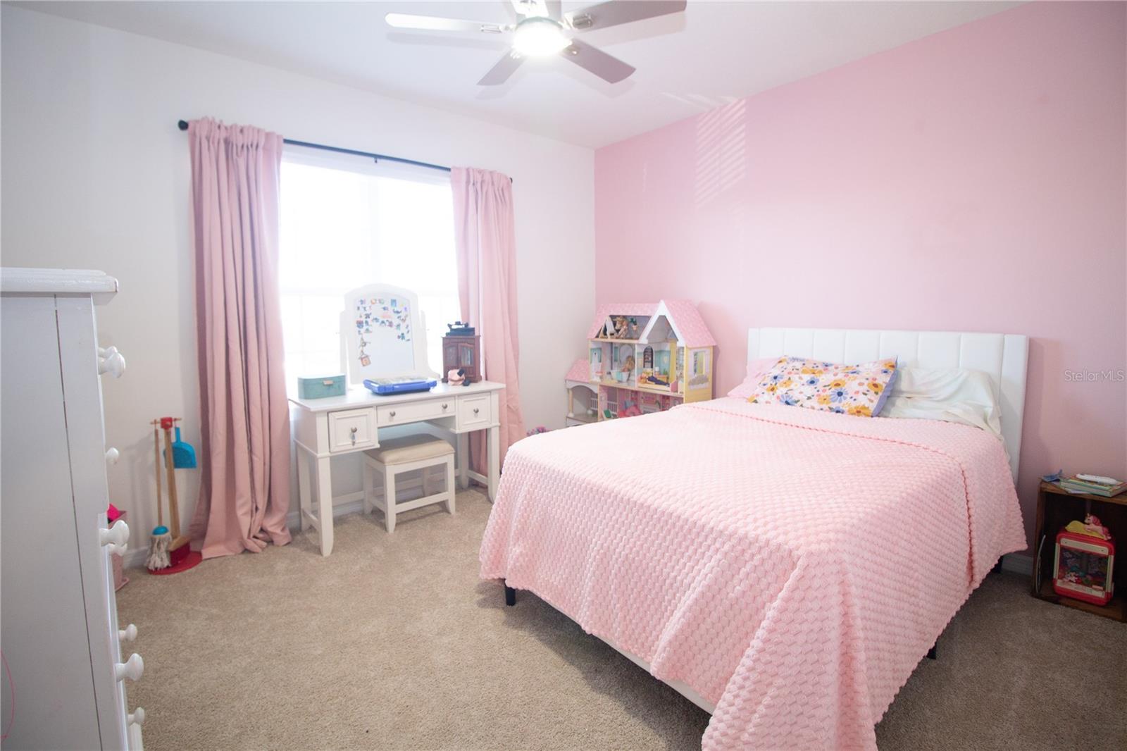 LAKE HARRIS RESERVE - Residential