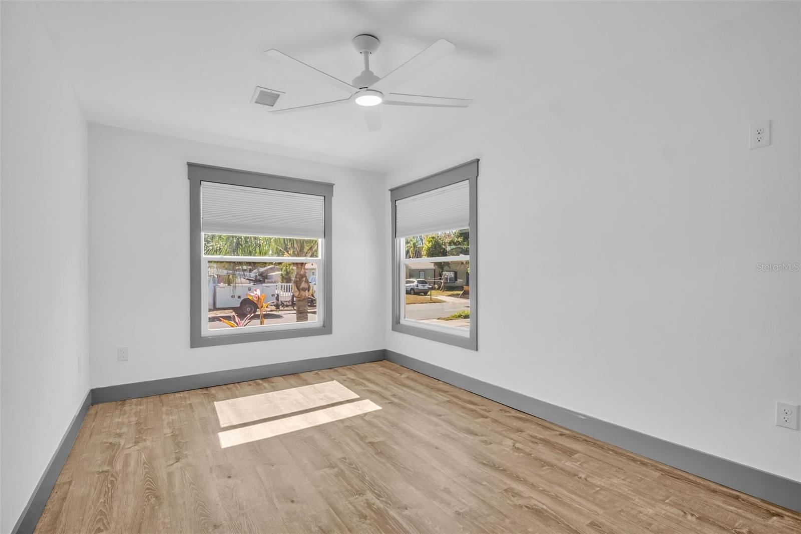 HEMPSTEAD - Residential