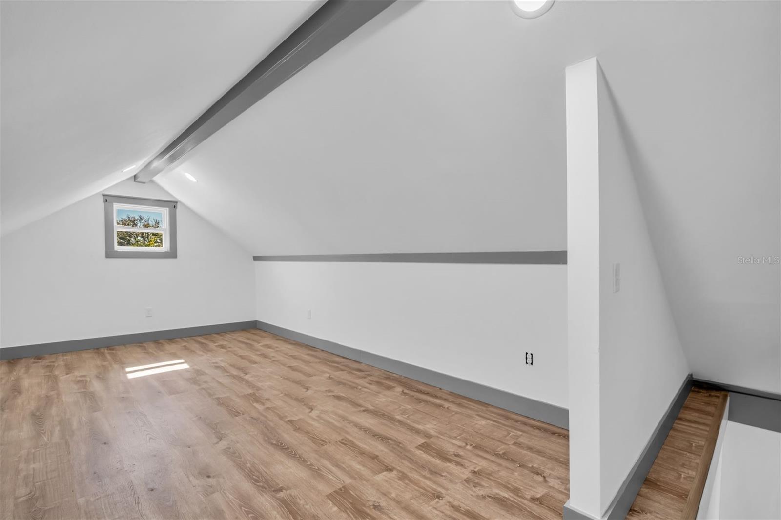 HEMPSTEAD - Residential