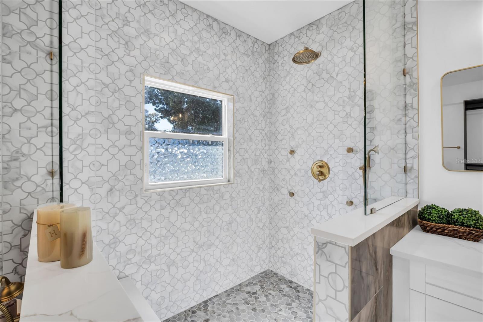 HEMPSTEAD - Residential