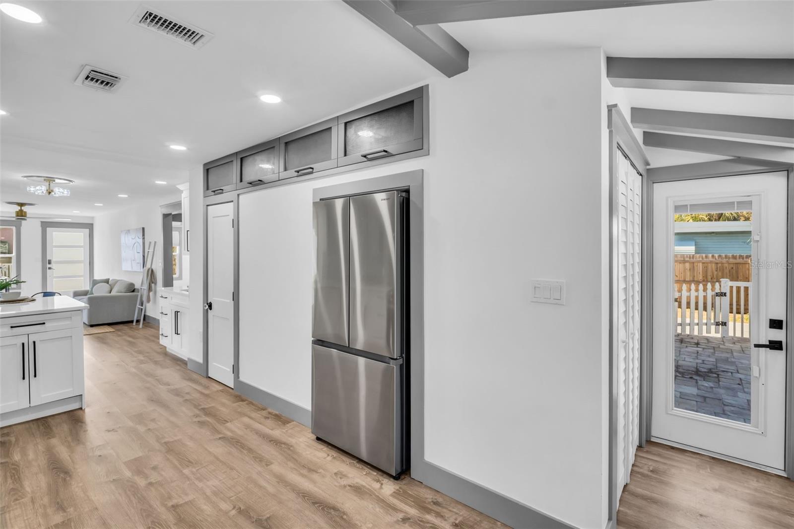 HEMPSTEAD - Residential