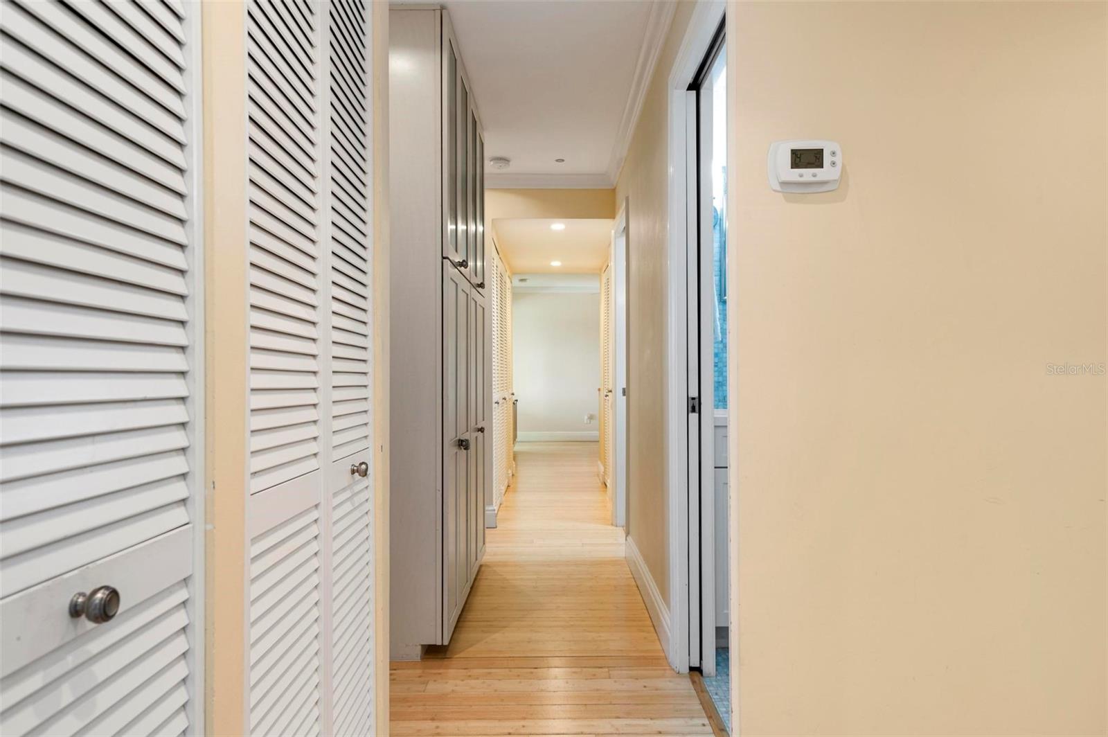 LONGBOAT BEACHCOMBER - Residential