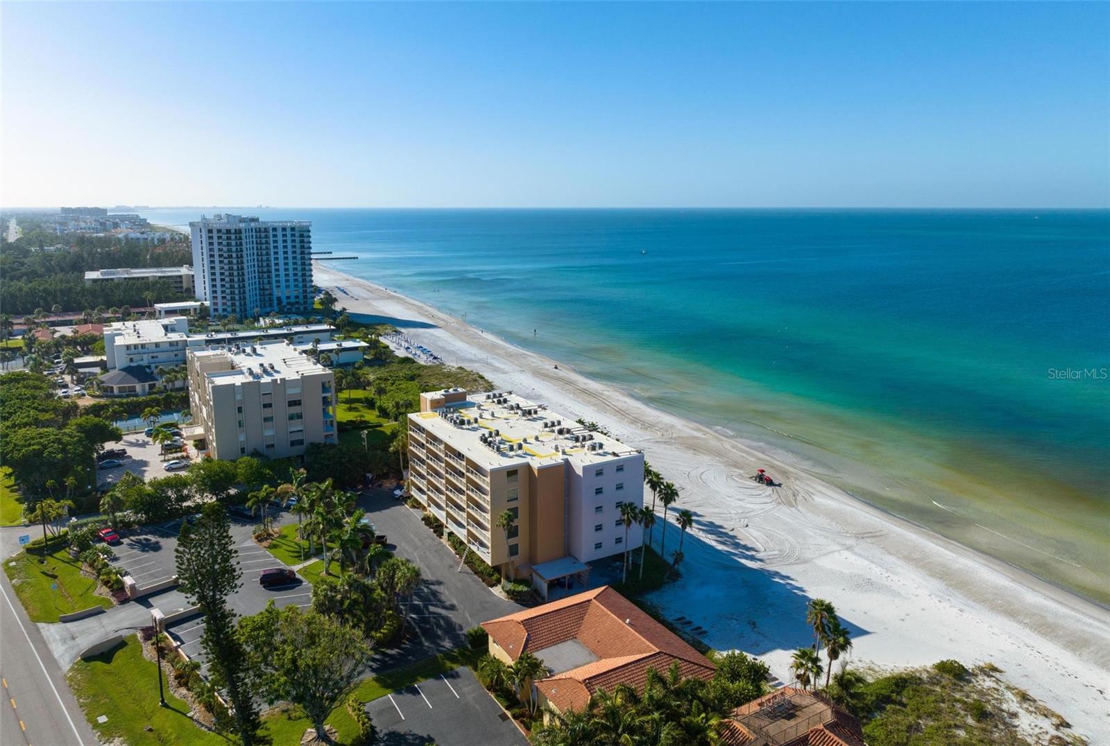 LONGBOAT BEACHCOMBER - Residential