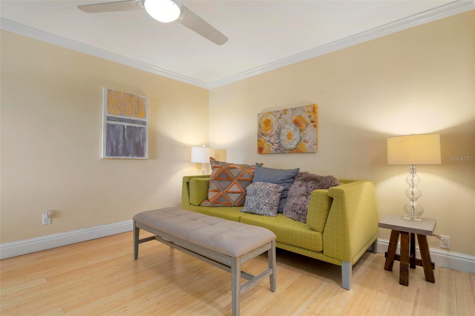 LONGBOAT BEACHCOMBER - Residential