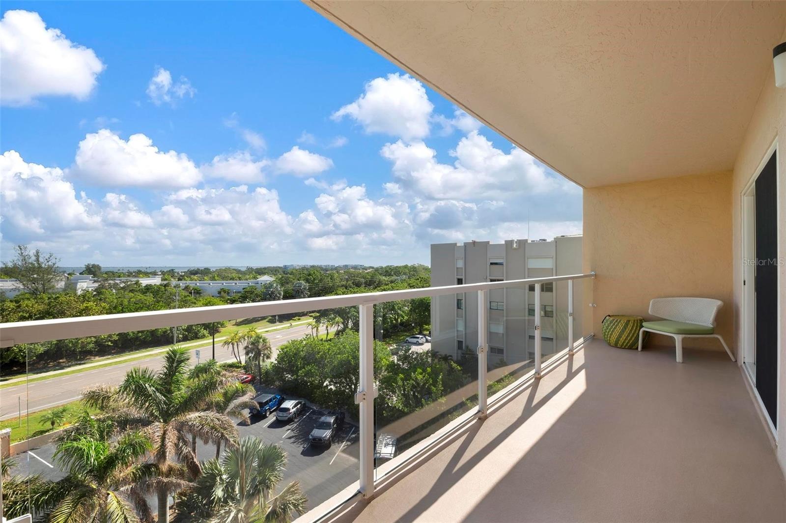 LONGBOAT BEACHCOMBER - Residential