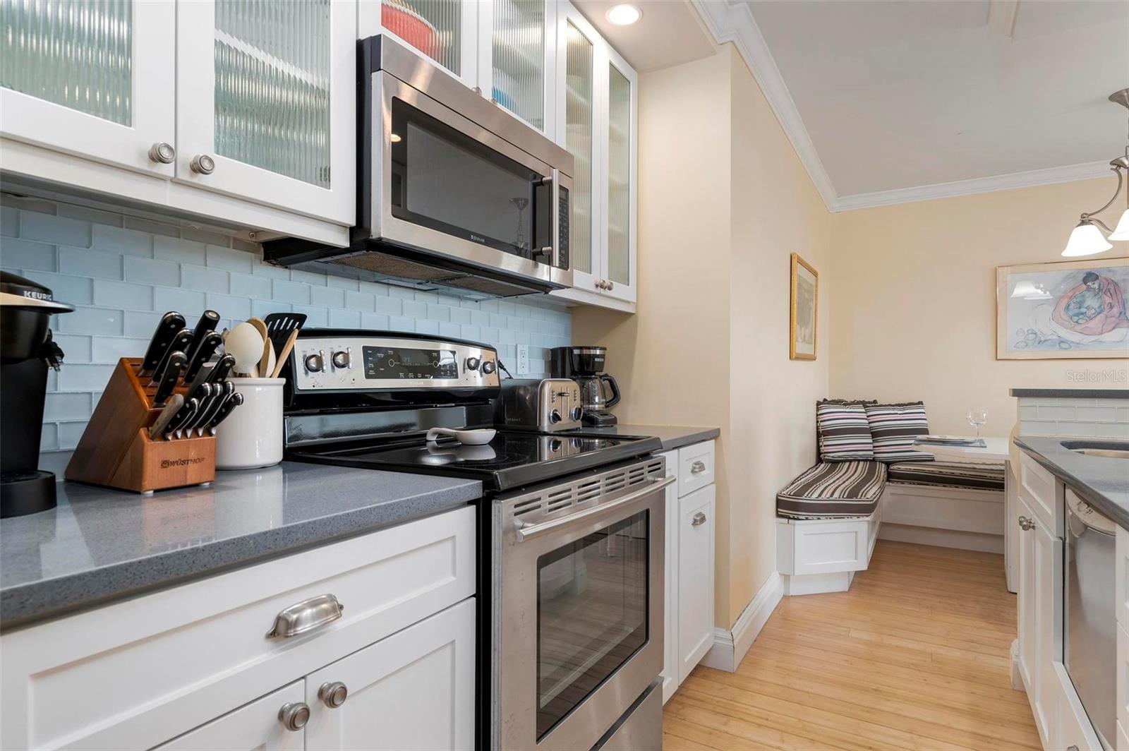 LONGBOAT BEACHCOMBER - Residential