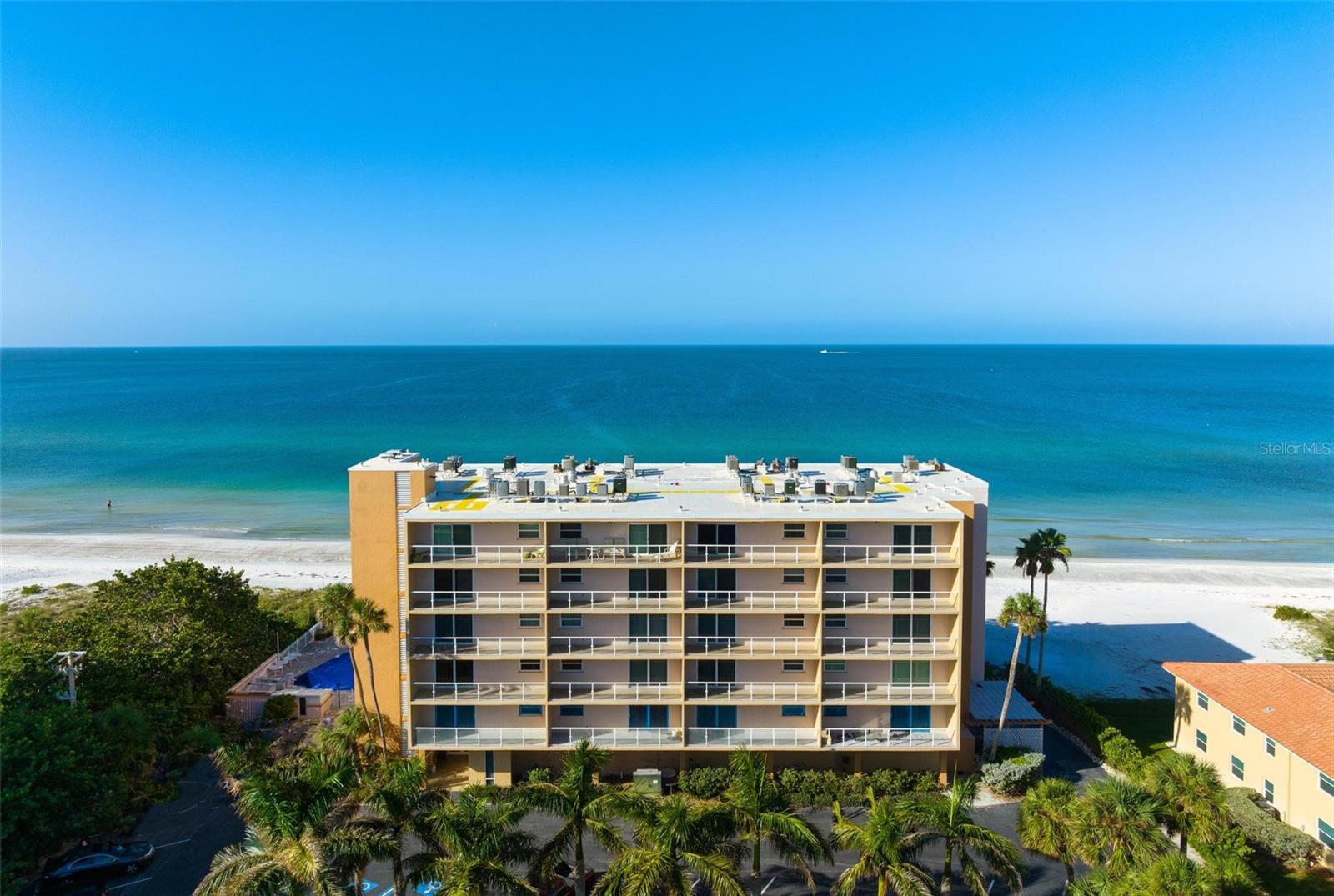 LONGBOAT BEACHCOMBER - Residential