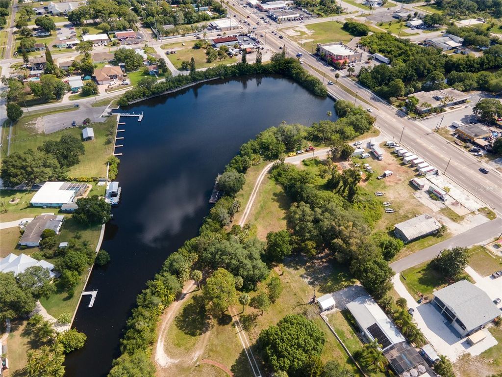 Photo of 102 Dickman Drive SW, Ruskin, FL 33570 (MLS # TB8494926)