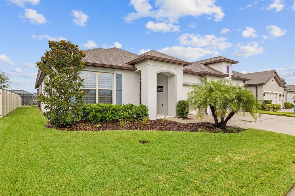 Photo of 12533 Palapa Loop, Spring Hill, FL 34610 (MLS # TB8416893)