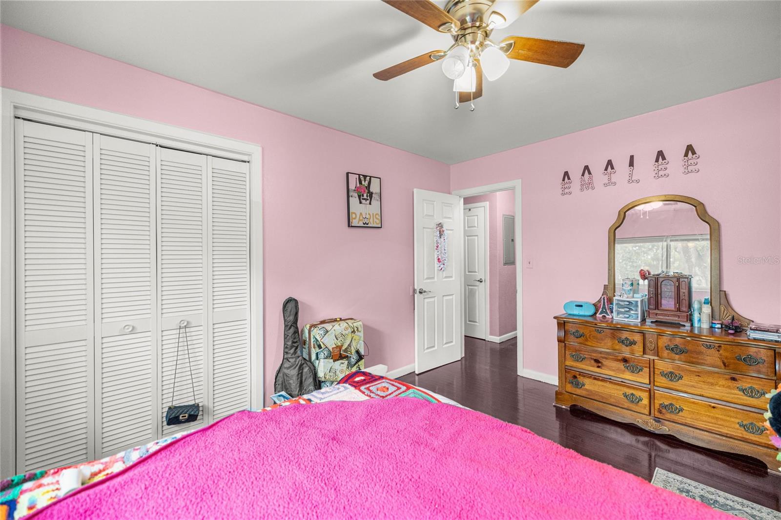 WOODFIELDS UN 02 - Residential