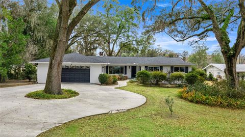 Photo of 1738 SE 5th Street, Ocala, FL 34471 (MLS # OM719033)