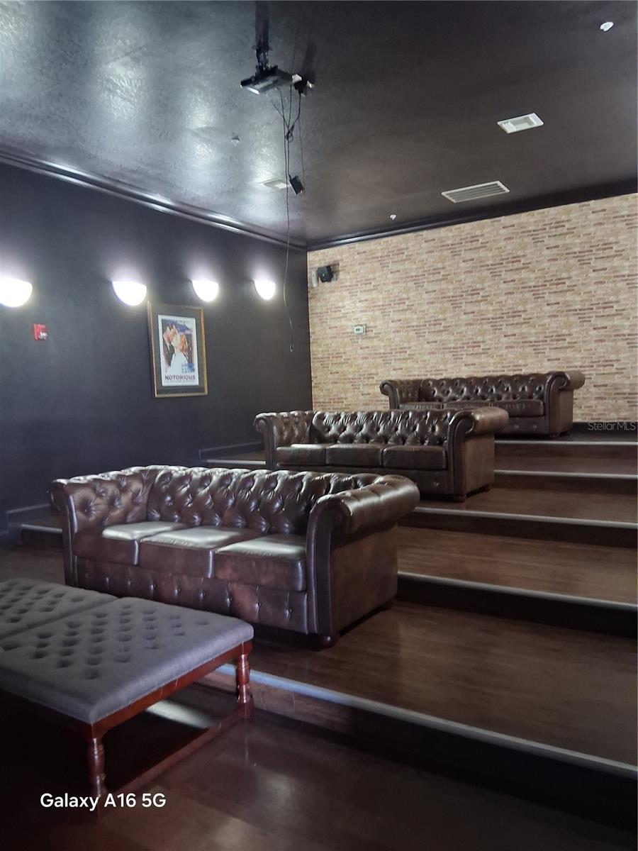 THE QUARTER AT YBOR - Residential Lease