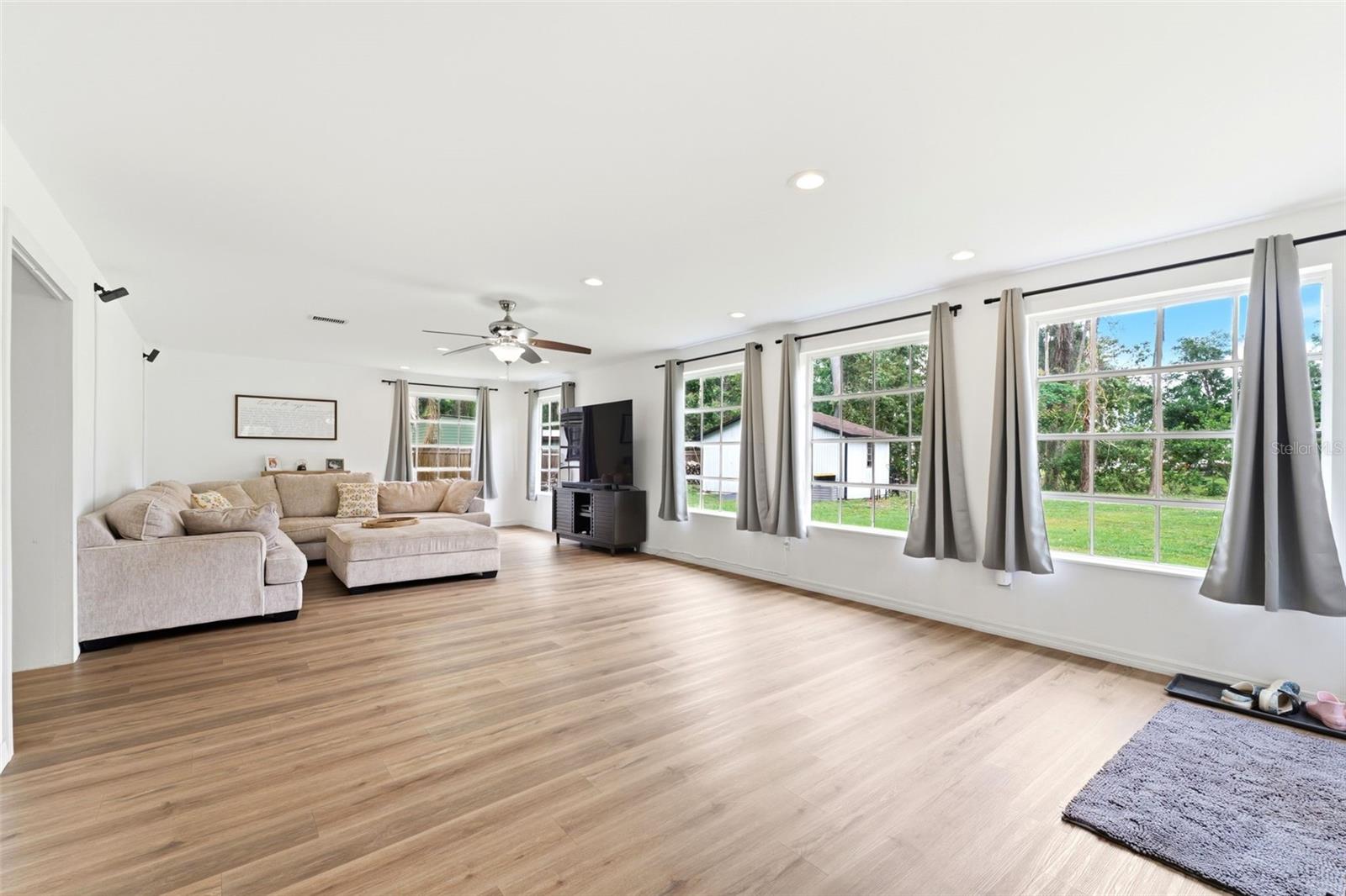 CYPRESS PARK - Residential