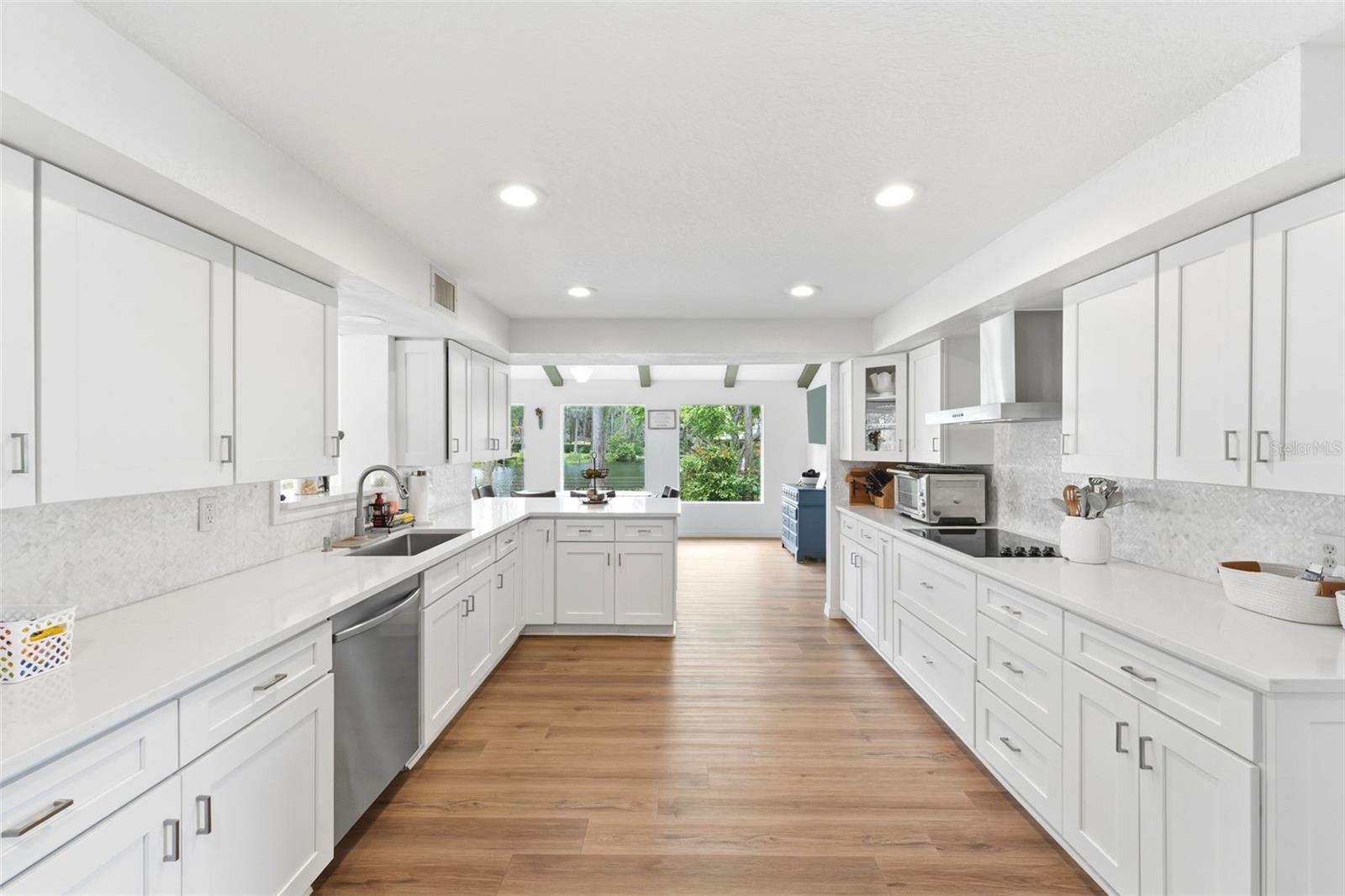 CYPRESS PARK - Residential