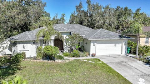 A home in PORT CHARLOTTE