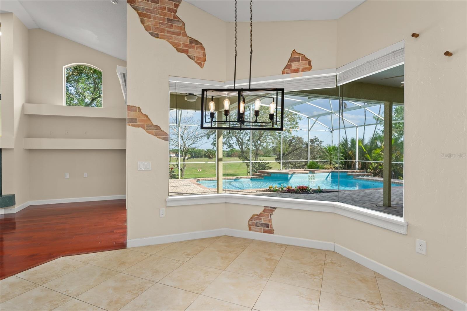 COURTLEIGH PARK - Residential