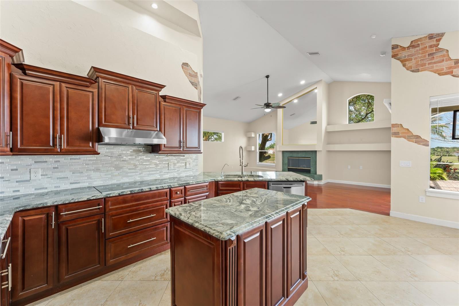 COURTLEIGH PARK - Residential