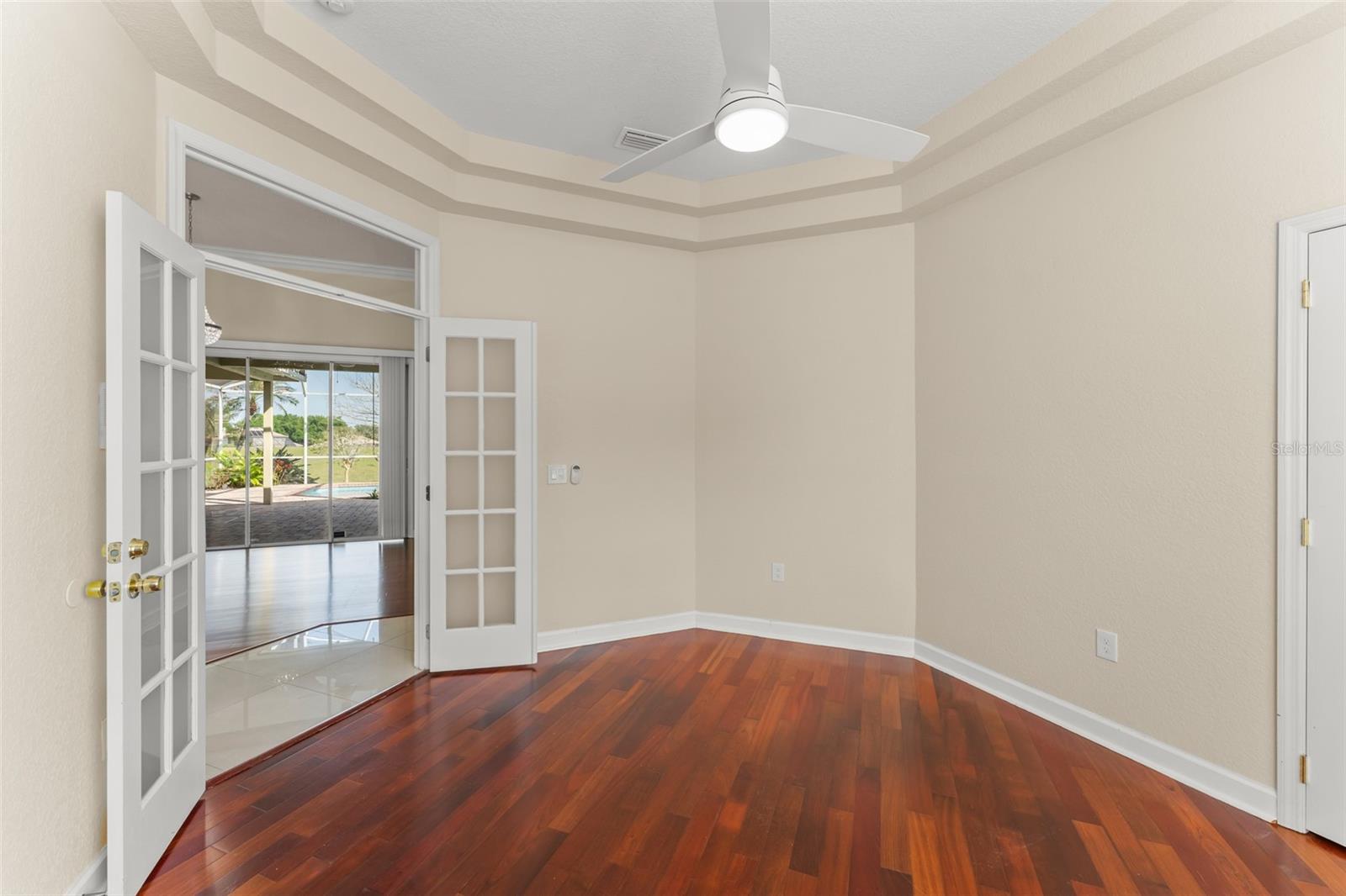 COURTLEIGH PARK - Residential