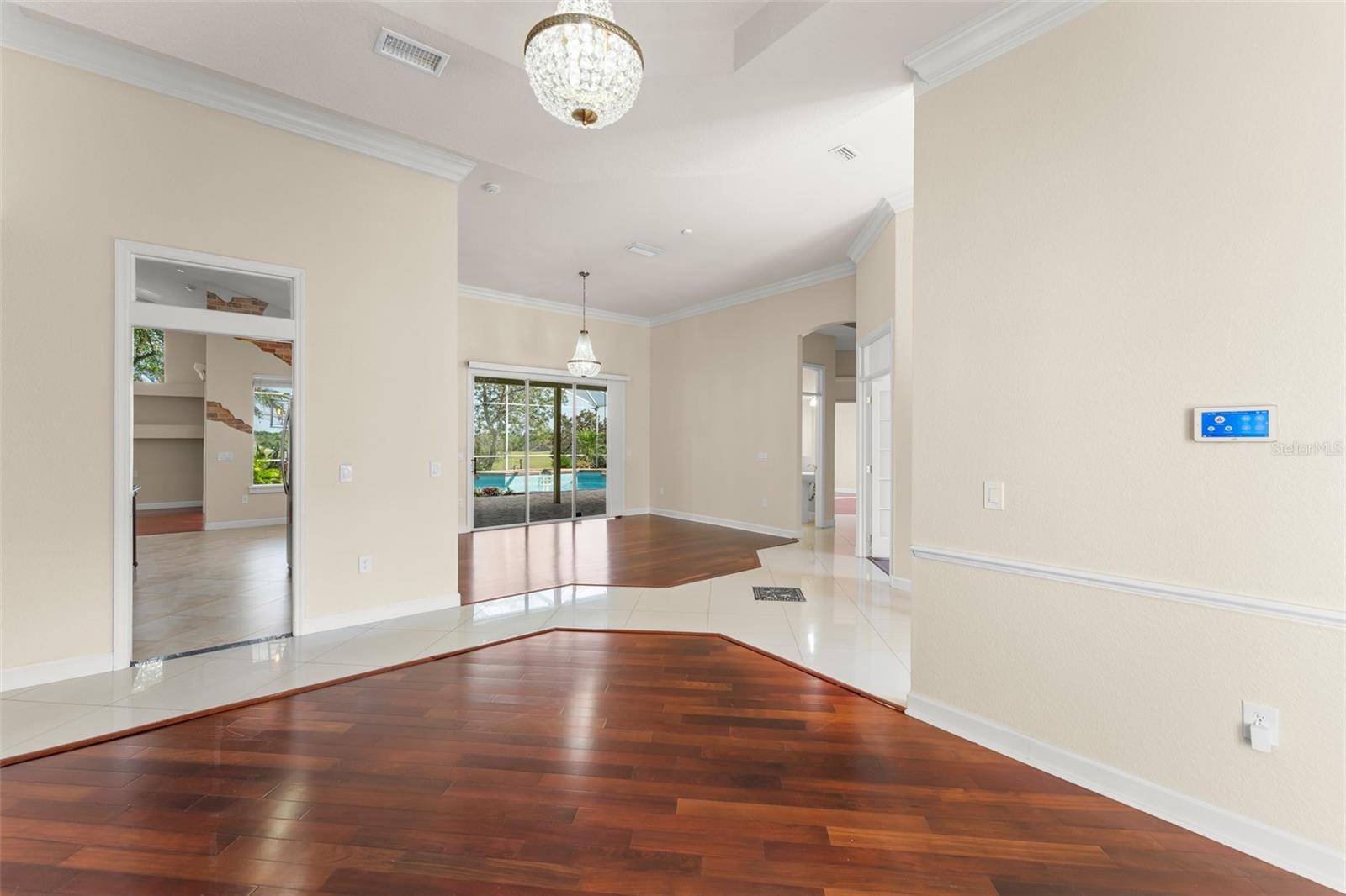 COURTLEIGH PARK - Residential