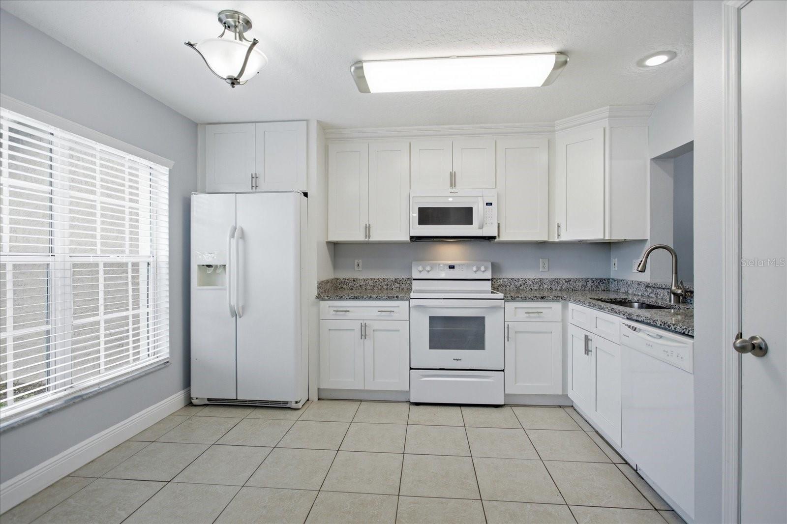 2321 WATER VIEW LOOP