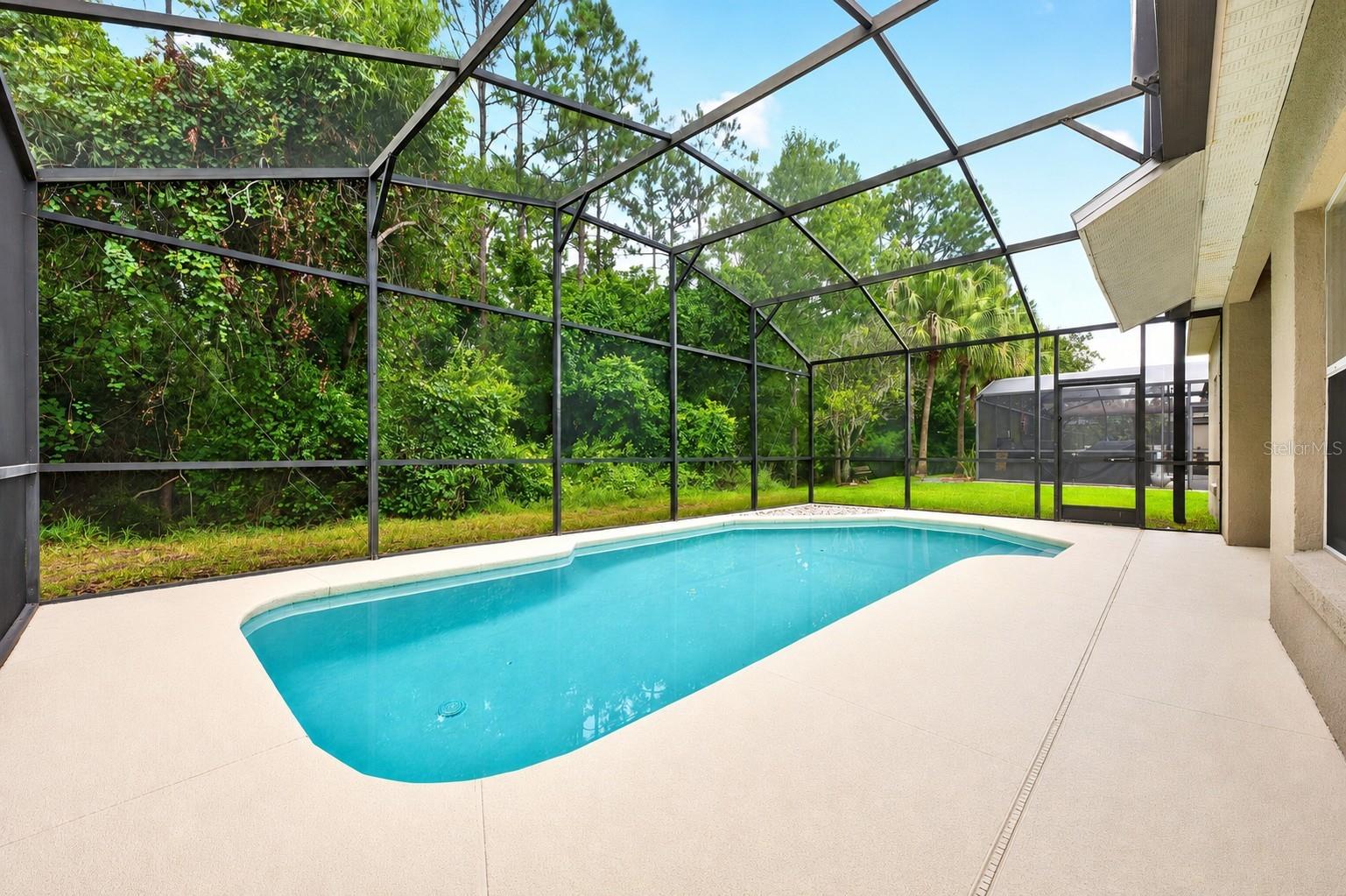 561 CAREY WAY