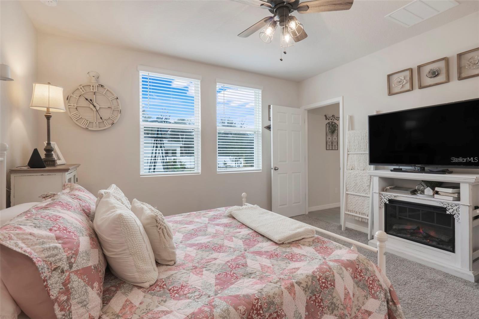 LAKE DENHAM ESTATES - Residential Lease