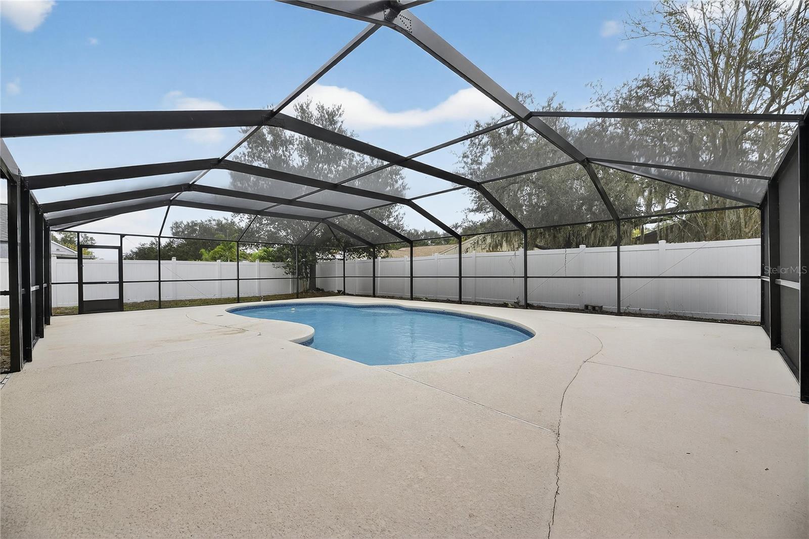 BLOOMINGDALE SEC H UNIT 3 - Residential Lease