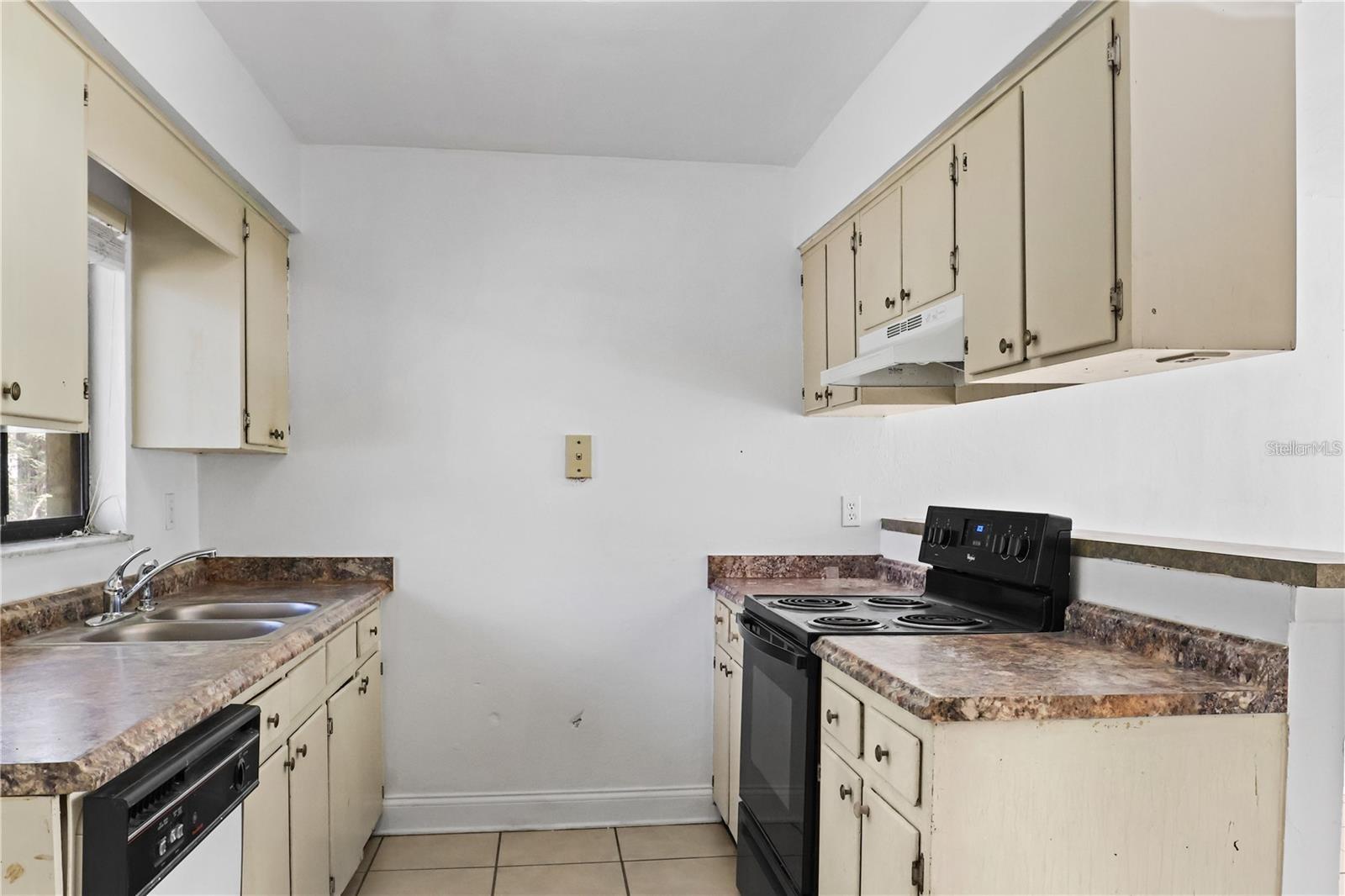 CEDAR RIDGE - Residential Income