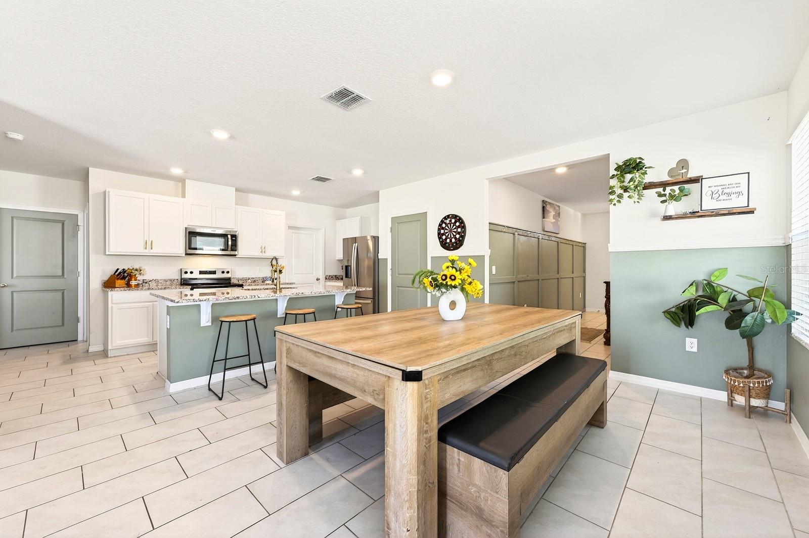 182 AMBERWOOD WAY