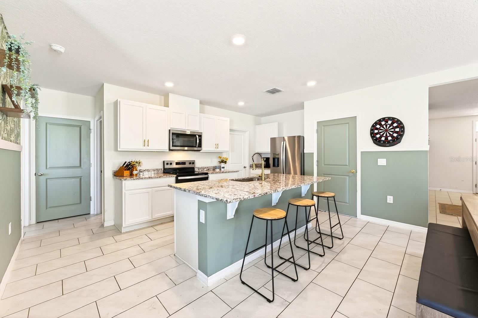182 AMBERWOOD WAY
