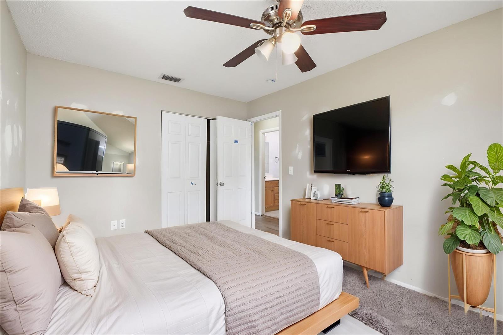 SANDPOINTE 2ND ADD - Residential