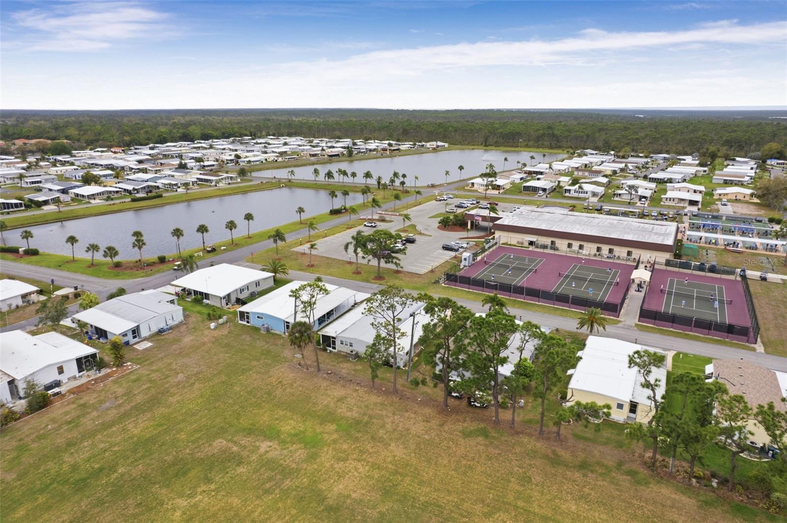 LA CASA MHP CO-OP - Residential