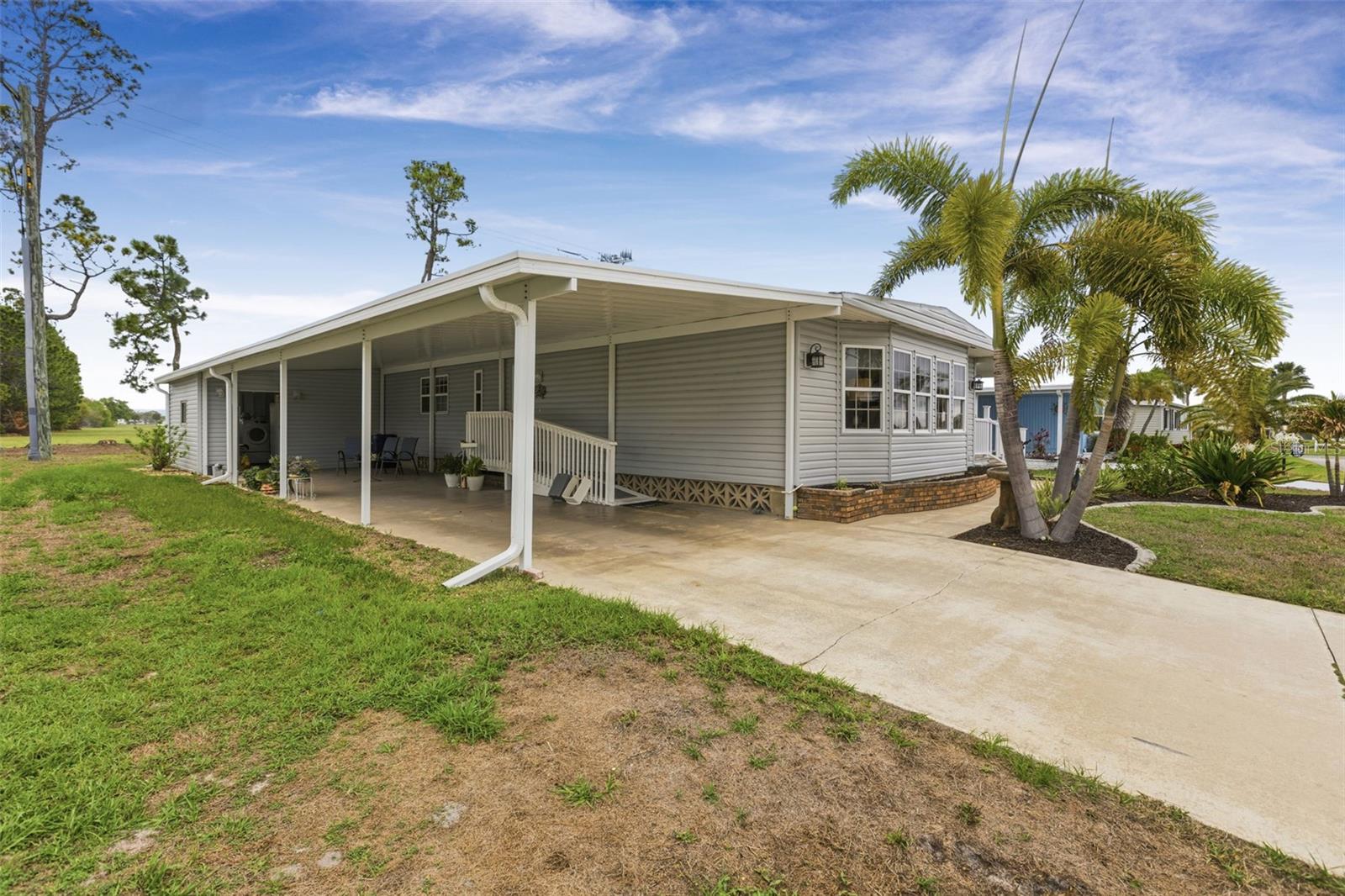 LA CASA MHP CO-OP - Residential